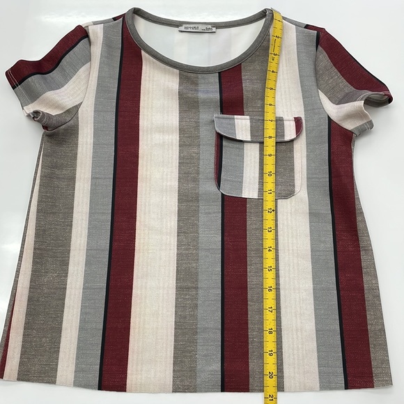 Zara Printed Stripe Top in Scuba fabric w/ Front Pocket - Picture 12 of 13